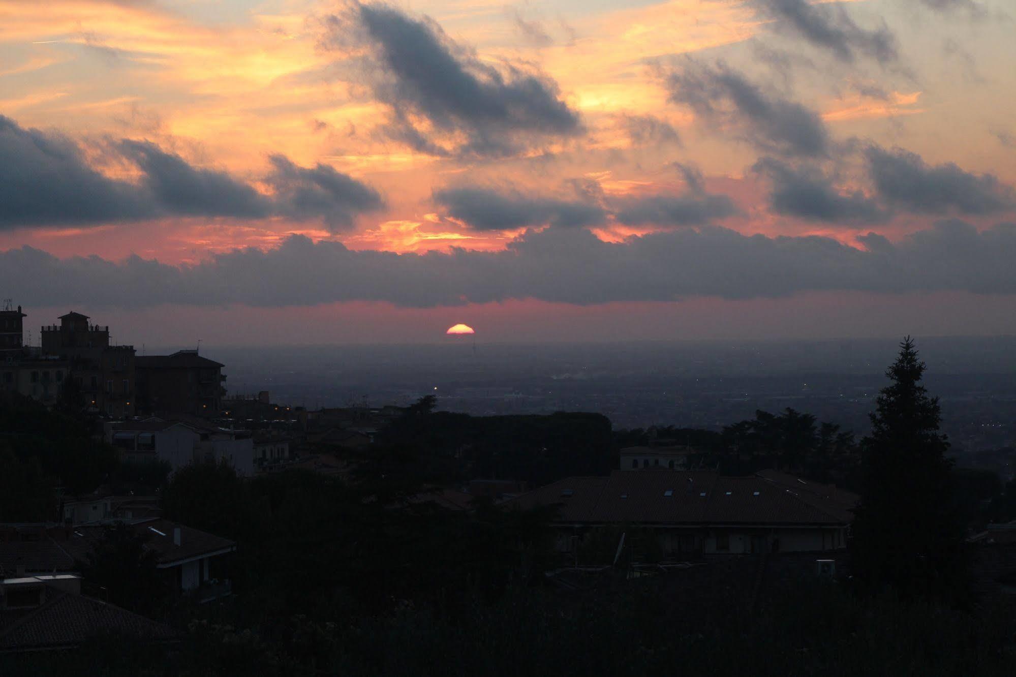 B&B La Terrazza Di フラスカティ エクステリア 写真